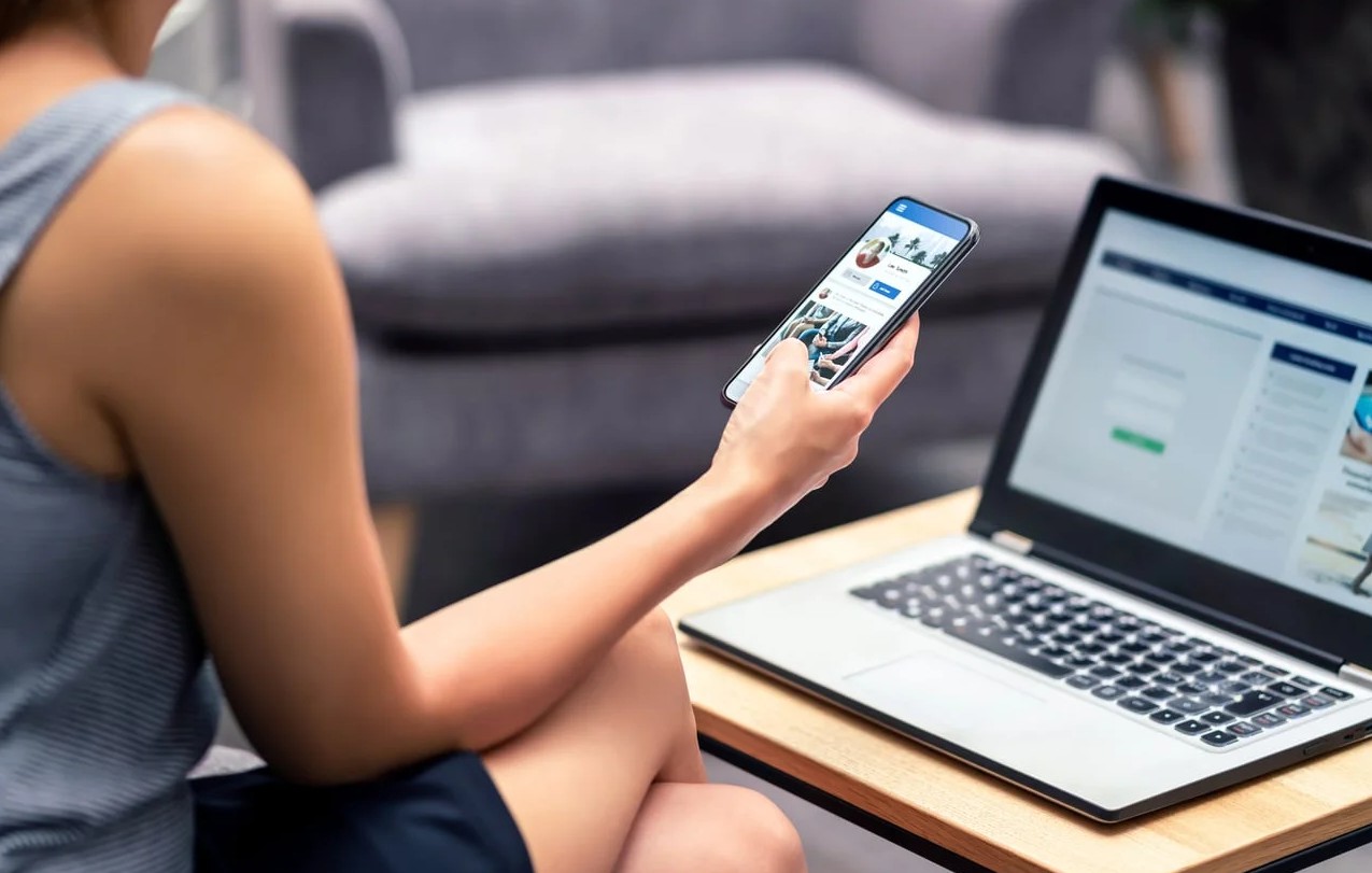 How Creative Bios Showcase Identity and Fortune in Indian Social Media