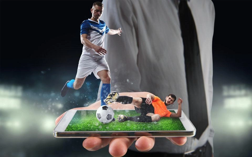 Wi‑Fi vs Mobile Data: Choosing the Better Connection for Live Football Streaming