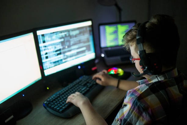 The Technology and Design Trends Shaping the Next Generation of Online Games